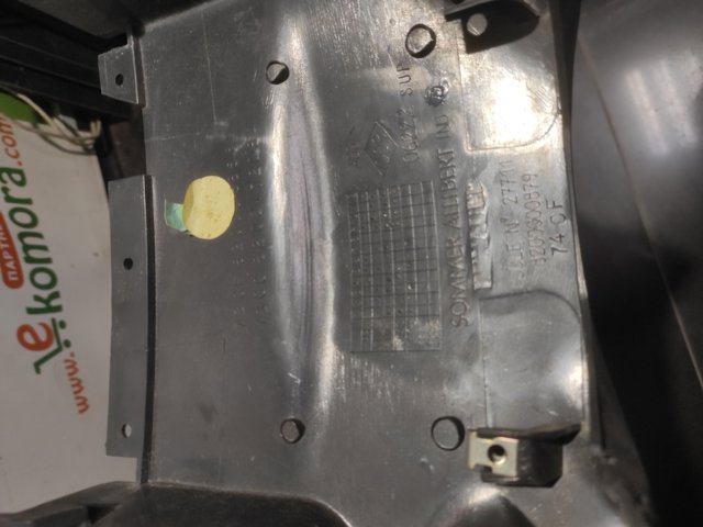 Накладка рулевой колонки 8200000879 RENAULT