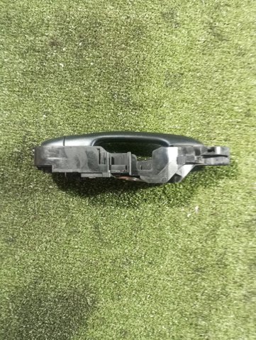 Держатель наружной ручки двери, передней левой 8200028463 RENAULT