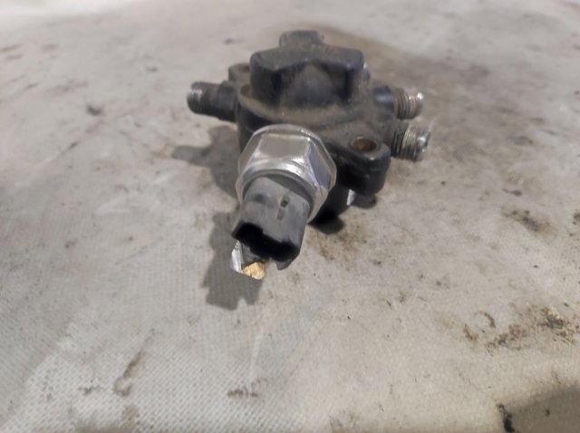 8200057345 RENAULT Распределитель топлива (рампа) купить в Ужгород