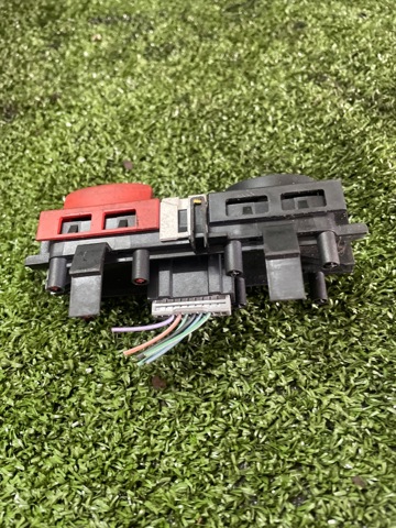 RENAULT 8200107808 Кнопка аварийки в наличии Ужгород