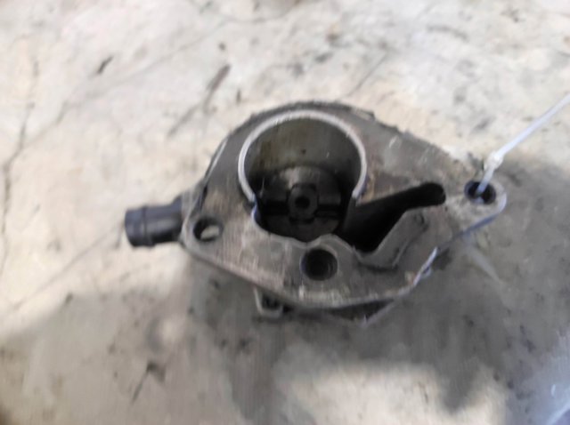 8200113585 RENAULT Вакуумный насос купить в Ужгород
