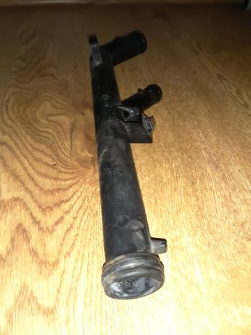 RENAULT 8200134513 Шланг (патрубок) системы охлаждения в наличии Полтава