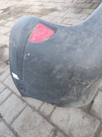 Задний бампер 8200137254 RENAULT