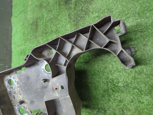 8200137495 RENAULT Суппорт радиатора левый (монтажная панель крепления фар) купить в Днепр