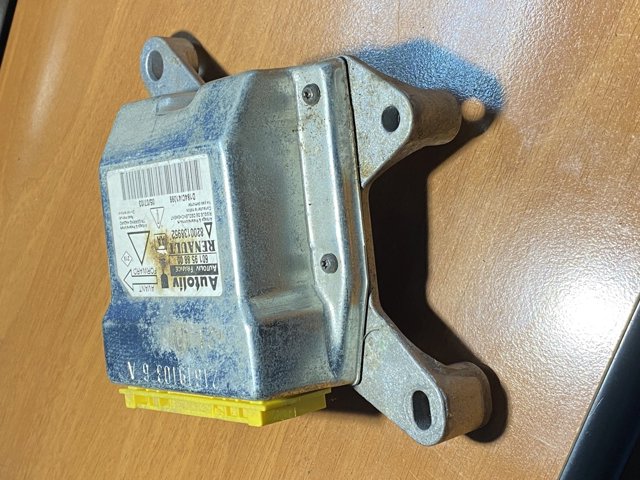 8200138952 RENAULT Модуль-процессор управления подушкой безопасности (ЭБУ AIRBAG) купить в Запорожье