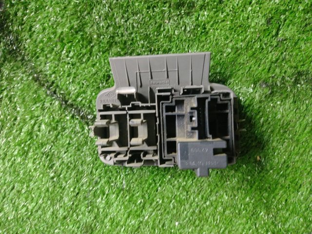 8200140985 RENAULT купить в Полтава
