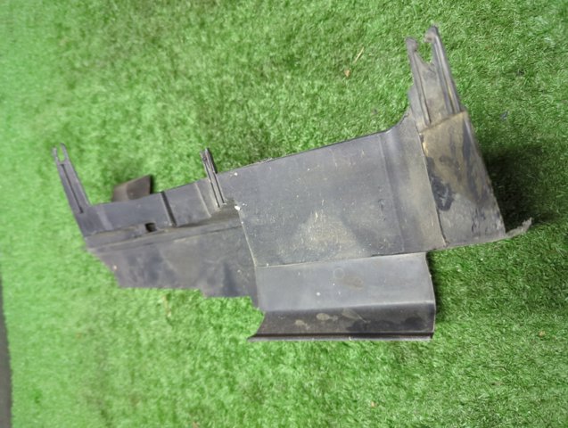 8200158161 RENAULT Воздуховод (дефлектор) радиатора левый купить в Львов