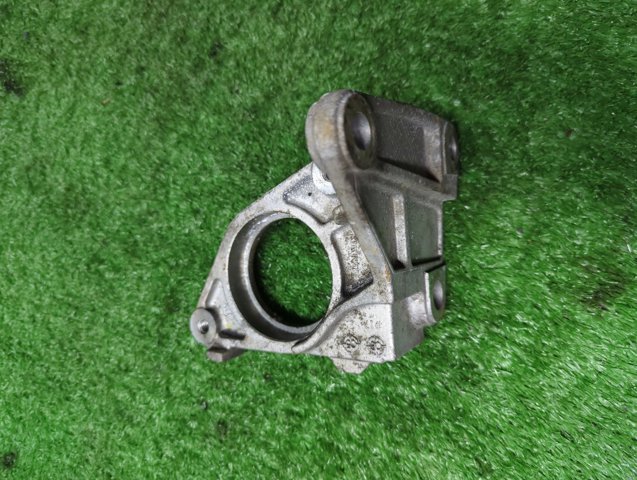 8200187544 RENAULT Опора подвесного подшипника передней полуоси купить в Винница