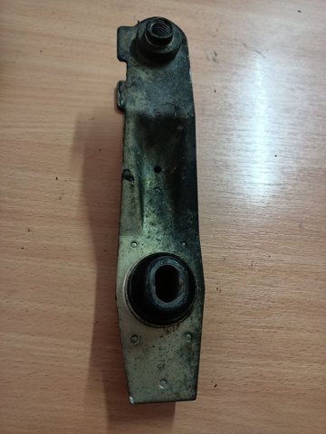 RENAULT 8200250743 Кронштейн подушки (опоры) двигателя правой в наличии Каменское