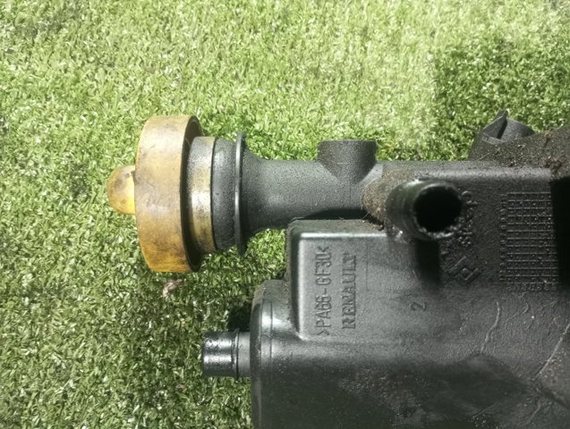 8200279414 RENAULT Горловина маслозаливная купить в Павлоград