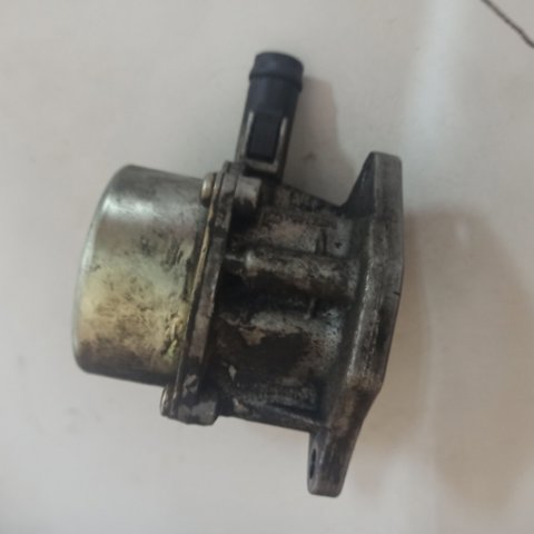 RENAULT 8200327149 Вакуумный насос в наличии Николаев