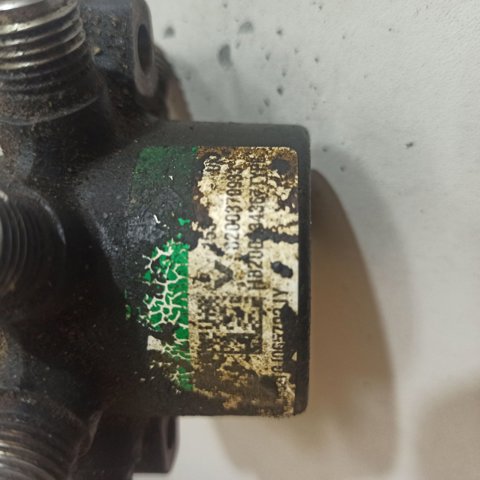 Распределитель топлива (рампа) 8200379933 RENAULT