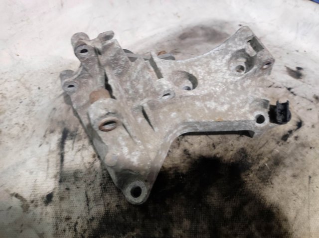 8200393718 RENAULT купить в Киев