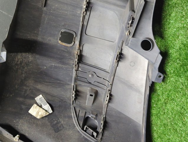 RENAULT 8200436403 Задний бампер в наличии Житомир