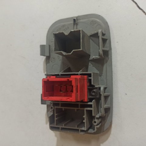 RENAULT 8200439552 в наличии Ирпень