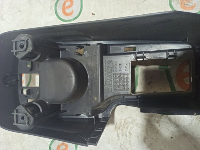RENAULT 8200457030 в наличии Львов
