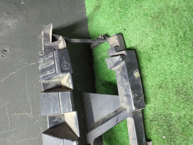 RENAULT 8200479758 Суппорт радиатора в сборе (монтажная панель крепления фар) в наличии Черновцы