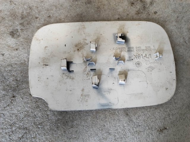 Дверка бензобака 8200499045 RENAULT