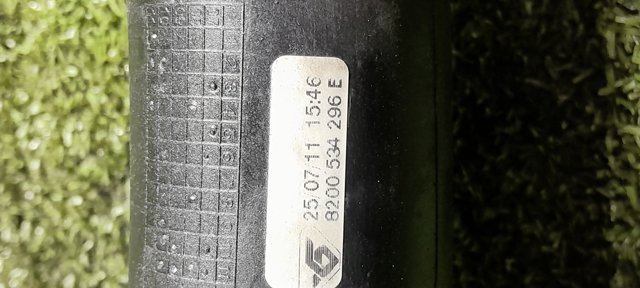RENAULT 8200534296 Шланг (патрубок) интеркуллера в наличии Украина