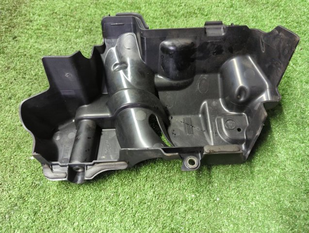 8200549100 RENAULT Крышка мотора декоративная купить в Украина