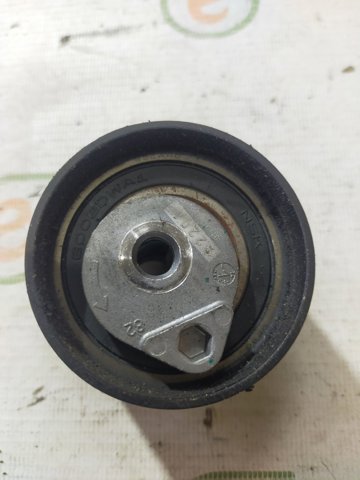 Ролик натяжителя 8200585574 RENAULT