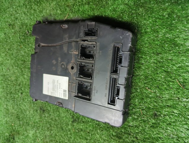 8200606830 RENAULT Блок предохранителей купить в Павлоград