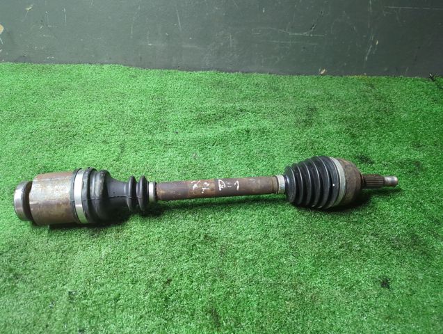 8200613827 RENAULT Полуось (привод) передняя правая купить в Черновцы