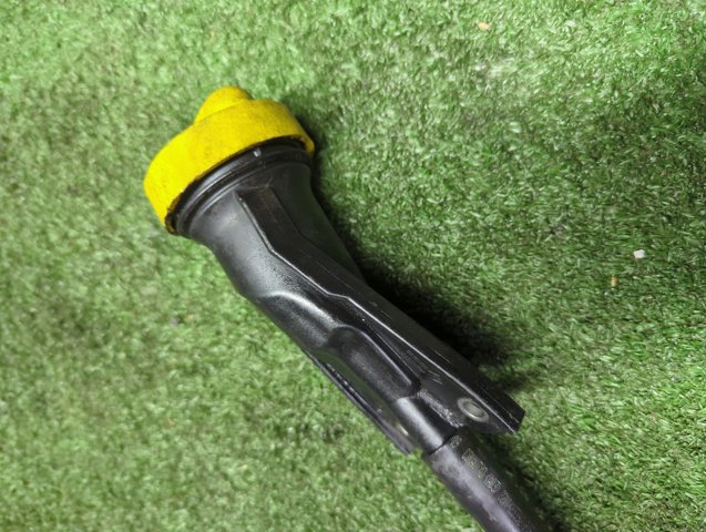 8200722806 RENAULT Горловина маслозаливная купить в Харьков