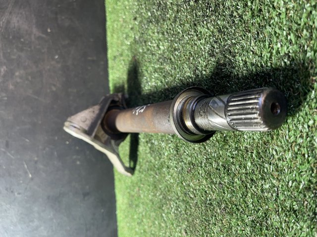 Полуось передняя, правая 8200725511 RENAULT