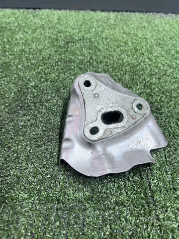 Крышка выпускного коллектора 8200748440 RENAULT