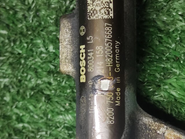 Топливная рампа 8200750048 RENAULT