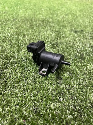 Клапан соленоид регулирования заслонки EGR 8200762162 NISSAN