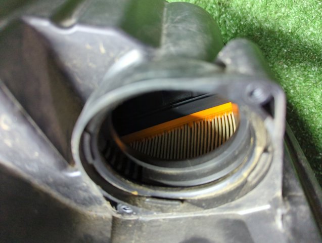 Корпус воздушного фильтра в сборе 8200947663 RENAULT