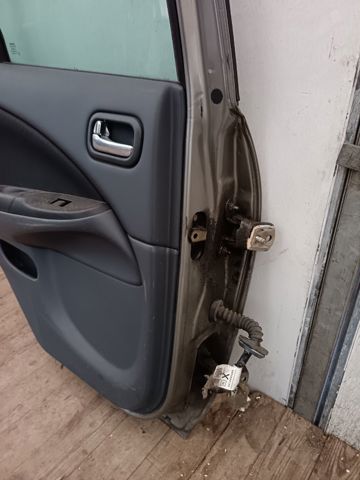 NISSAN 821015M431 Дверь задняя левая в наличии Кривой Рог