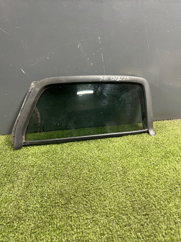 82262EB320 NISSAN Стекло-форточка двери задней правой купить в Винница