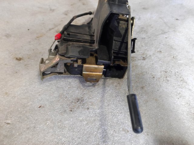 8235126 BMW купить в Сумы