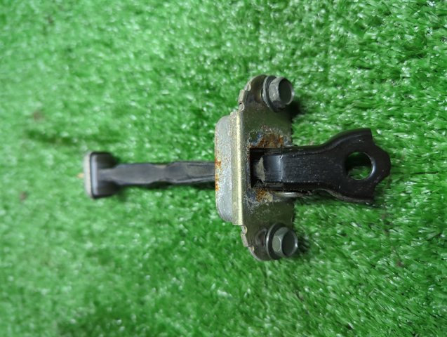 NISSAN 824308H300 Ограничитель открывания двери задний в наличии Одесса