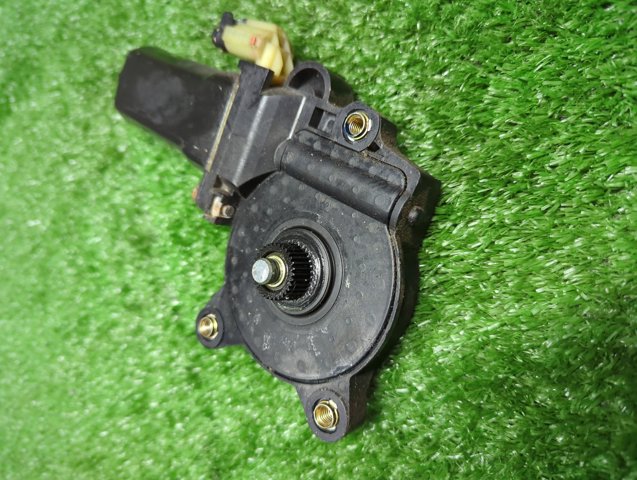 82450H1000 HYUNDAI Мотор стеклоподъемника двери передней левой купить в Кривой Рог
