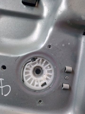 824812B000 HYUNDAI Механизм стеклоподъемника двери передней правой купить в Павлоград