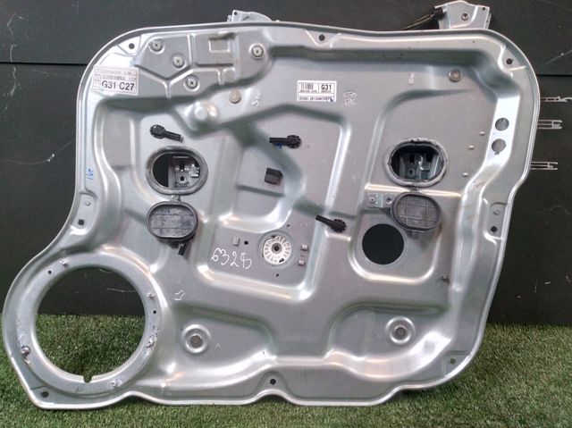 Стеклоподъемник передней правой двери 824812B000 HYUNDAI
