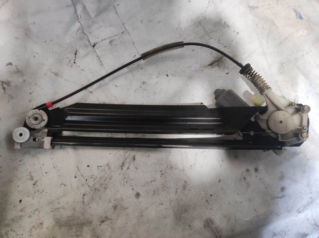 Механизм стеклоподъемника двери задней, левой 8252429 BMW