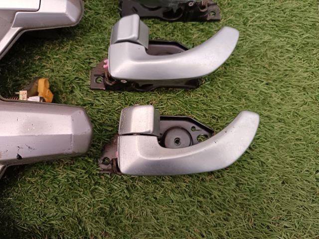 HYUNDAI 8262026010 Ручка двери передней внутренняя правая в наличии Сумы