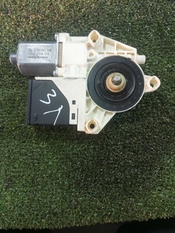 Привод электростеклоподъемника задний 827310185R RENAULT