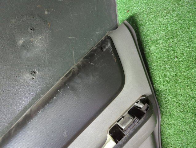 NISSAN 829008H801 Обшивка (облицовка) внутренняя двери задней правой в наличии Одесса