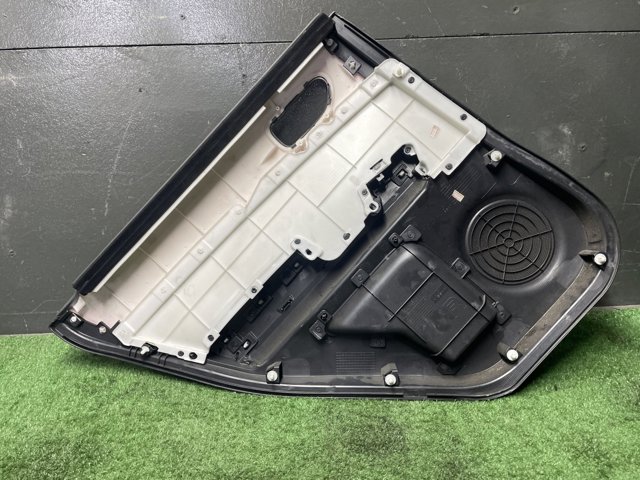 82900JH00A NISSAN Обшивка (облицовка) внутренняя двери задней правой купить в Днепр