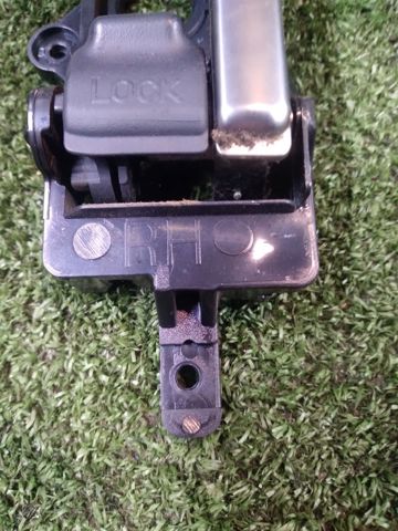 HYUNDAI 836202B010J4 Ручка двери задней внутренняя правая в наличии Львов