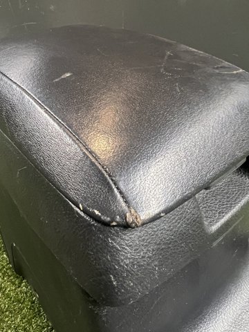HYUNDAI 846102B110WK Консоль панели управления центральная в наличии Одесса