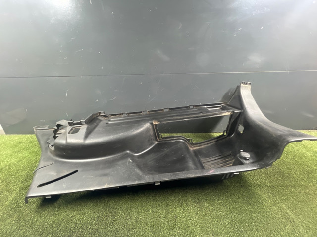NISSAN 84951JH00A Облицовка багажного отсека левая в наличии Киев
