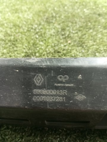 RENAULT 850900013R Абсорбер (наполнитель) бампера заднего в наличии Украина
