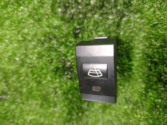 864W03000 HYUNDAI купить в Ужгород